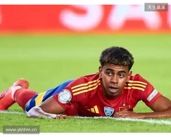 每体:亚马尔踢前腰造4机会+7抢断,弗里克或让他多踢此位置 每体:亚马尔踢前腰造4机会+7抢断,弗里克或让他多踢此位置